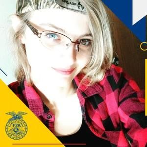 Meet your Posher, Caylin